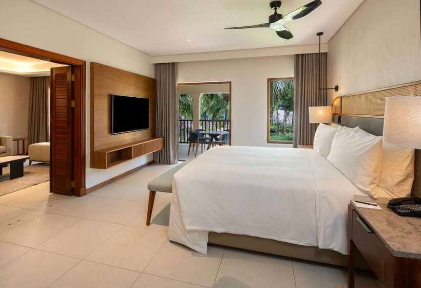سوییت لوکس, Hilton Malta