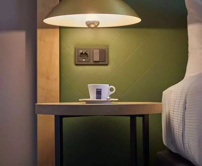 キングサイズベッドのデラックスルーム, Hilton Malta