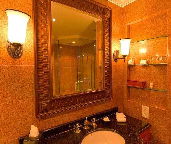 Chambre Club, Hyatt Regency Kathmandu