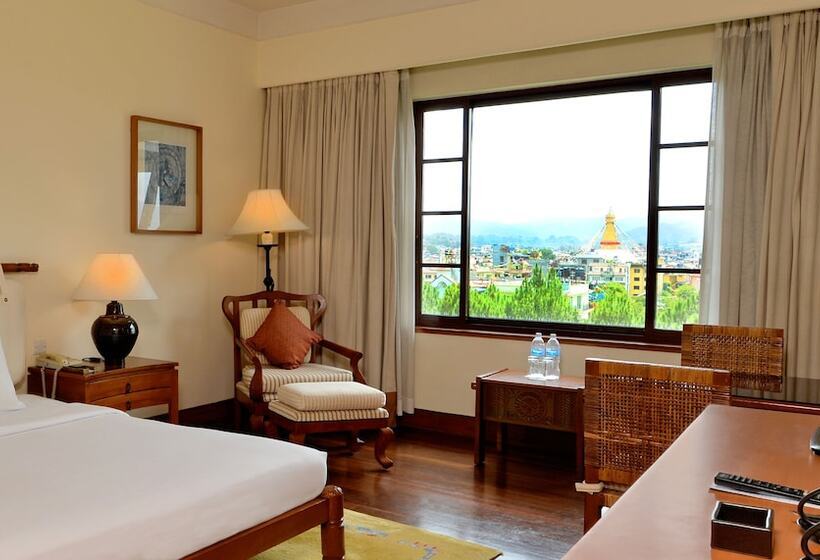 Chambre Club, Hyatt Regency Kathmandu