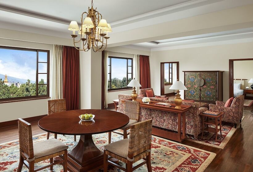 Chambre Club, Hyatt Regency Kathmandu