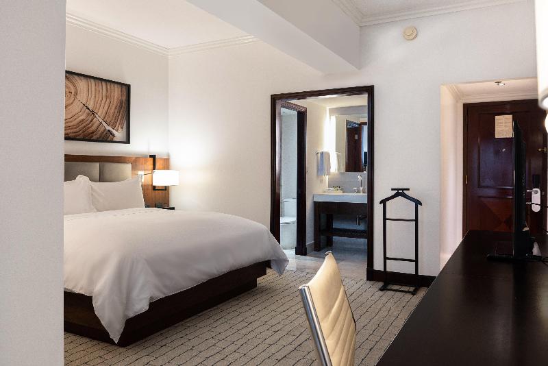 חדר דחוקס עם מיטת קינג, Real Intercontinental Guatemala, An Ihg