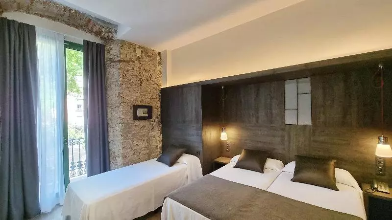 デラックスの４人部屋, Kuva Chateau