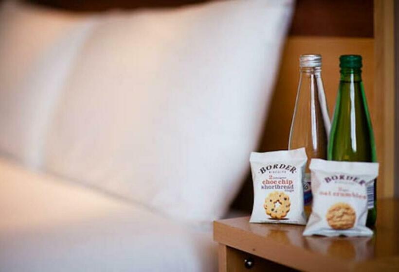 חדר סטנדרט לשלושה, Leonardo Dublin Parnell Street