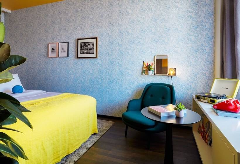 スタンダードルーム, Max Brown Hotel 7th District, Part Of Sircle Collection