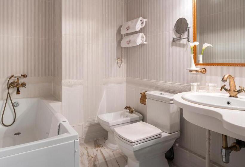 سوییت جونیور, Mozart