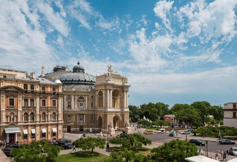 اتاق استاندارد با چشمانداز, Mozart