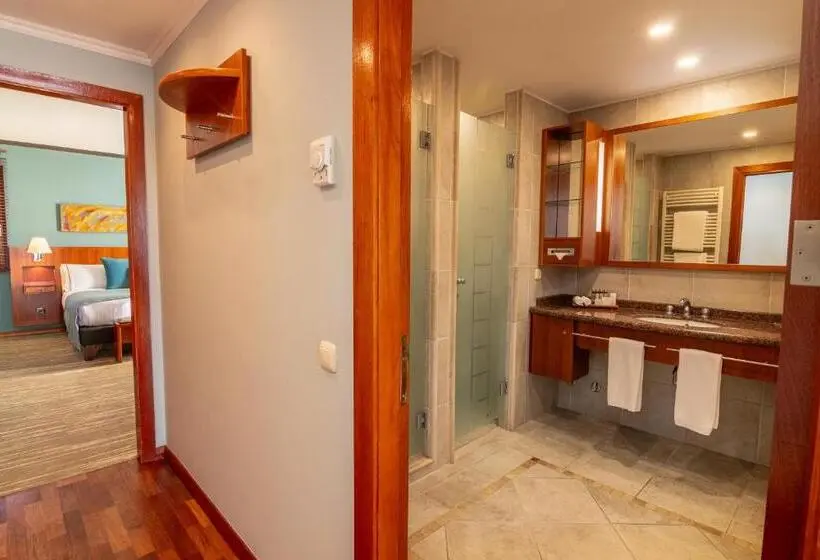 سوییت جونیور, Park Lake Luxury