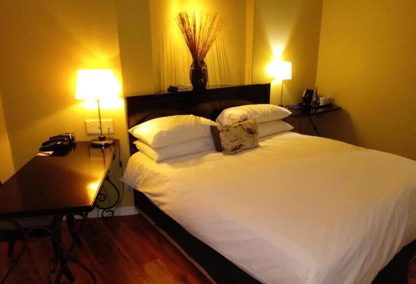 스탠다드 룸 킹사이즈 침대, Protea Hotel By Marriott Bloemfontein
