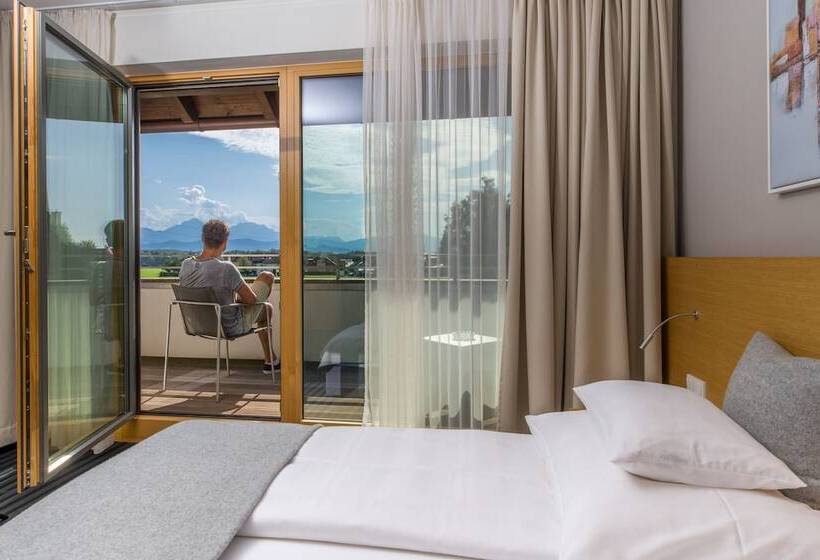 غرفة ديلوكس مطلة على الجبل, Restaurant Ammerhauser