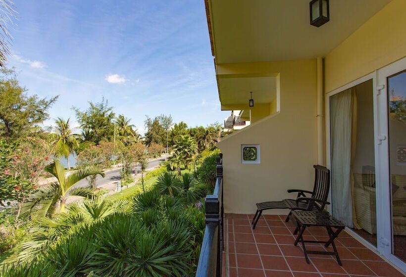 Superior Room River View