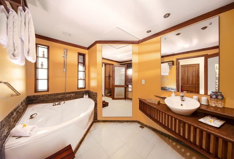 Superior Room Garden View