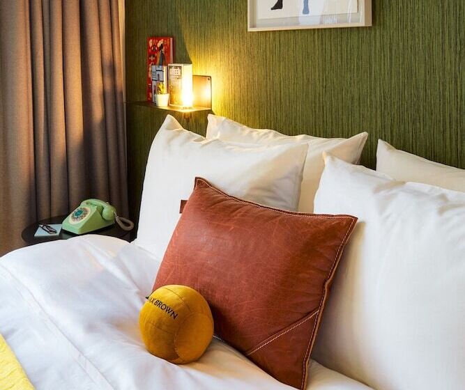 スタンダードルーム, Max Brown Hotel 7th District, Part Of Sircle Collection
