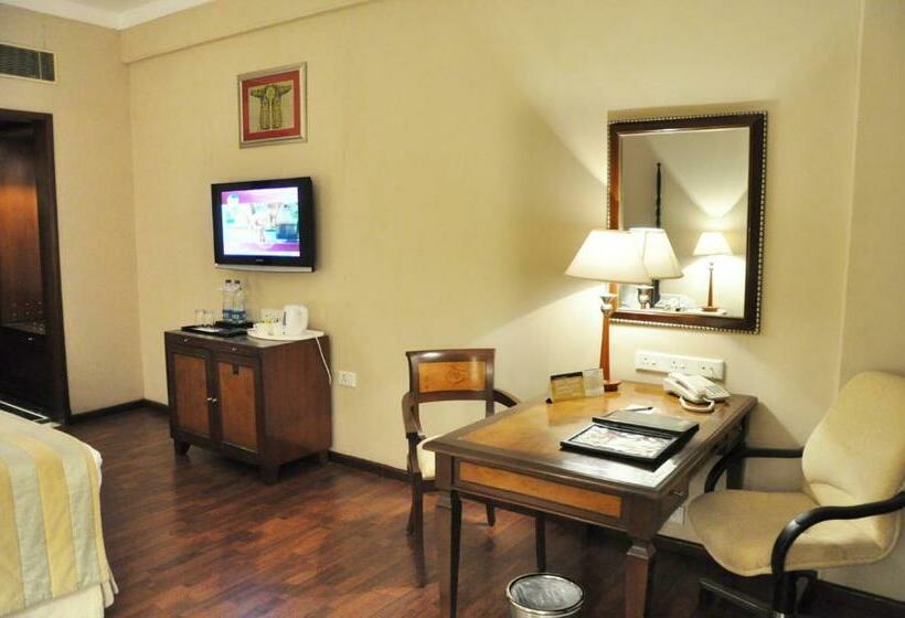 ビジネスルーム, Radisson Hotel Varanasi