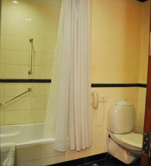 スーペリアールーム, Radisson Hotel Varanasi