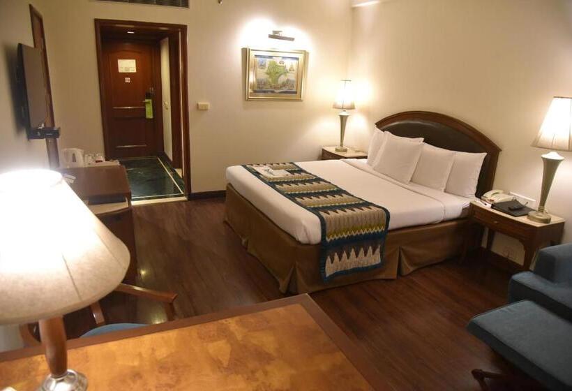 スーペリアールーム, Radisson Hotel Varanasi