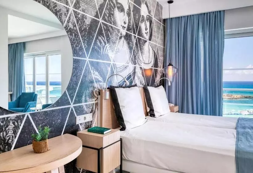 ダブルベッドのスタンダードスタジオ, King Jason Protaras   Designed For Adults By Louis Hotels