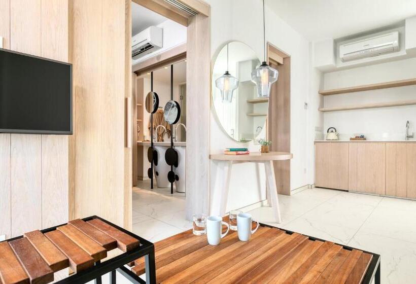 سوییت با چشم‌انداز دریا, King Jason Protaras   Designed For Adults By Louis Hotels