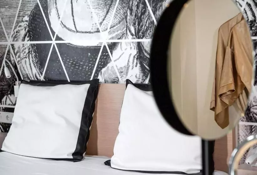 オーシャンビュースイート, King Jason Protaras   Designed For Adults By Louis Hotels