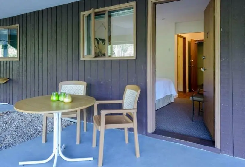 スタンダードインサイドビュールーム, St Andrews By The Lake Golf Resort