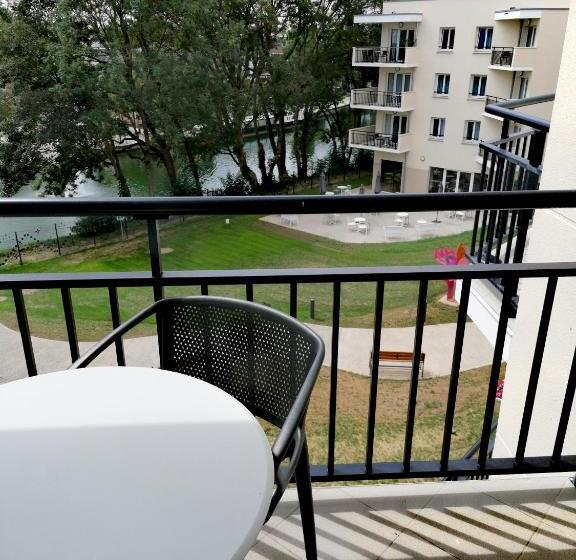 شقة غرفة واحدة, Domitys L Atlas