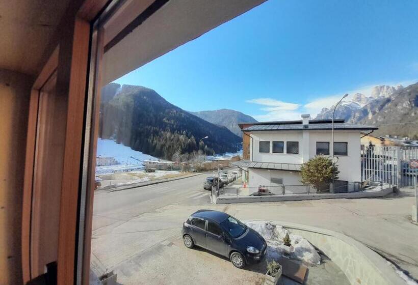 スタンダードルーム, Serena