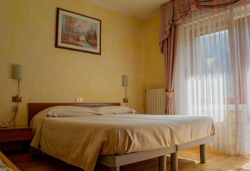 Standard room with outdoor bath, Serena