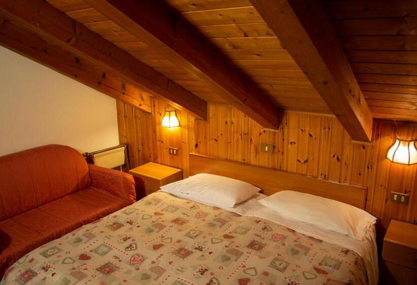 エコノミートリプルルーム, Serena