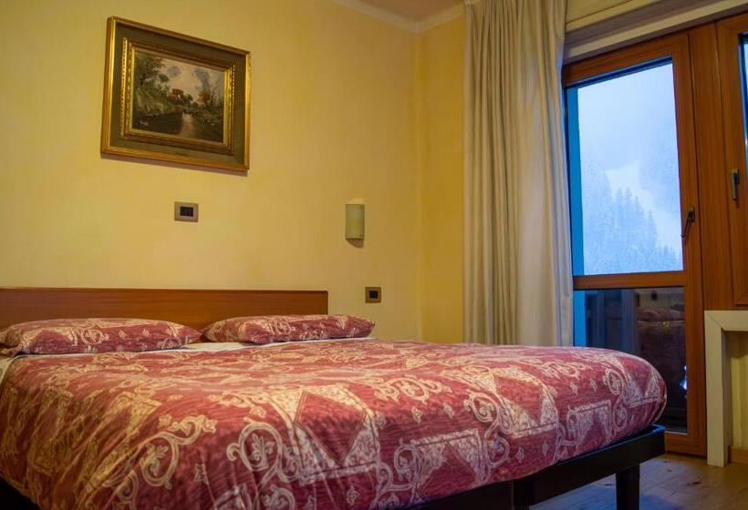 デラックストリプルルーム, Serena