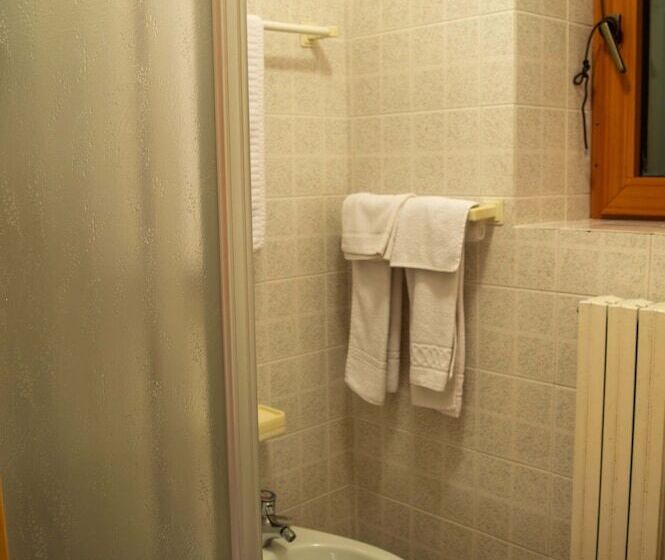 ベーシックルーム, Serena