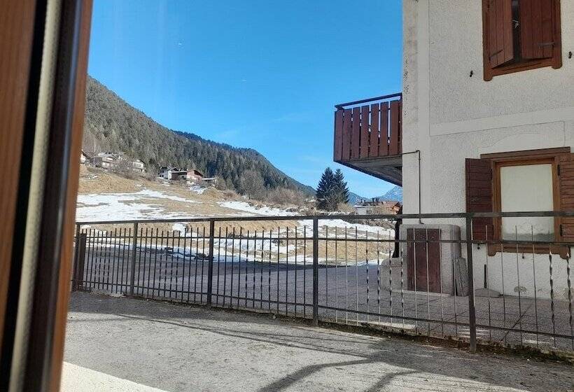 ベーシックルーム, Serena