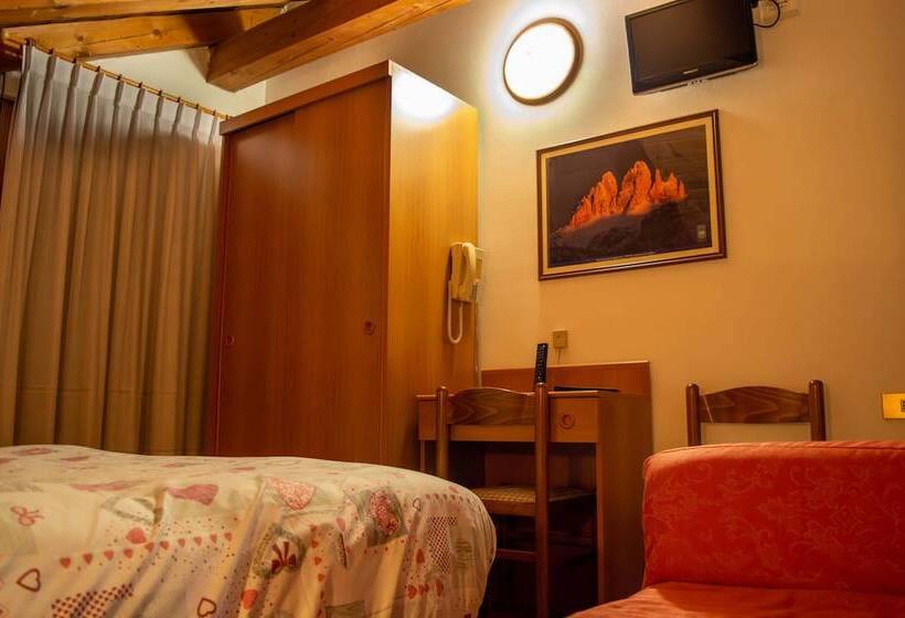 エコノミートリプルルーム, Serena