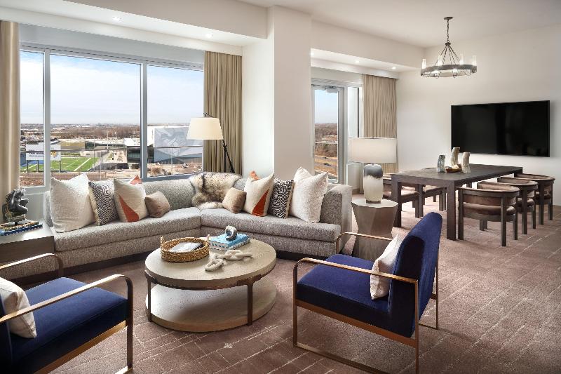 Люкс Кровать Кинг, Omni Viking Lakes