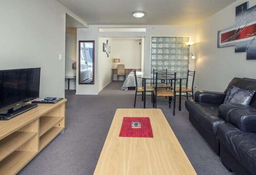 带2个卧室的公寓, Crown On Cintra Lane