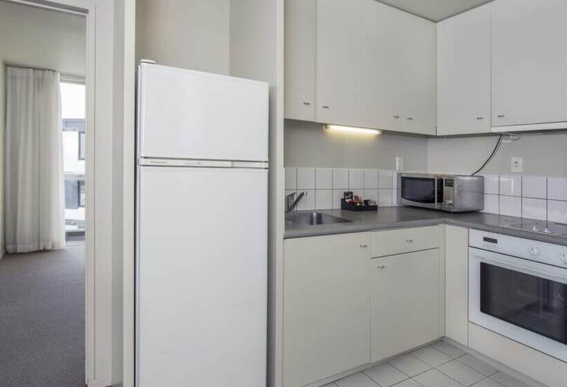 带2个卧室的公寓, Crown On Cintra Lane