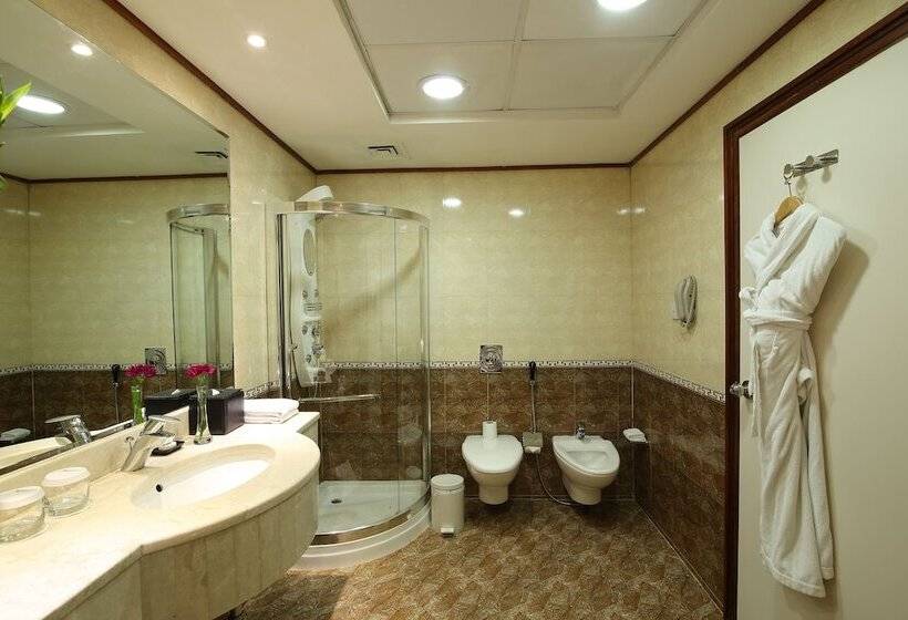 سوییت جونیور, Coral Dubai Deira