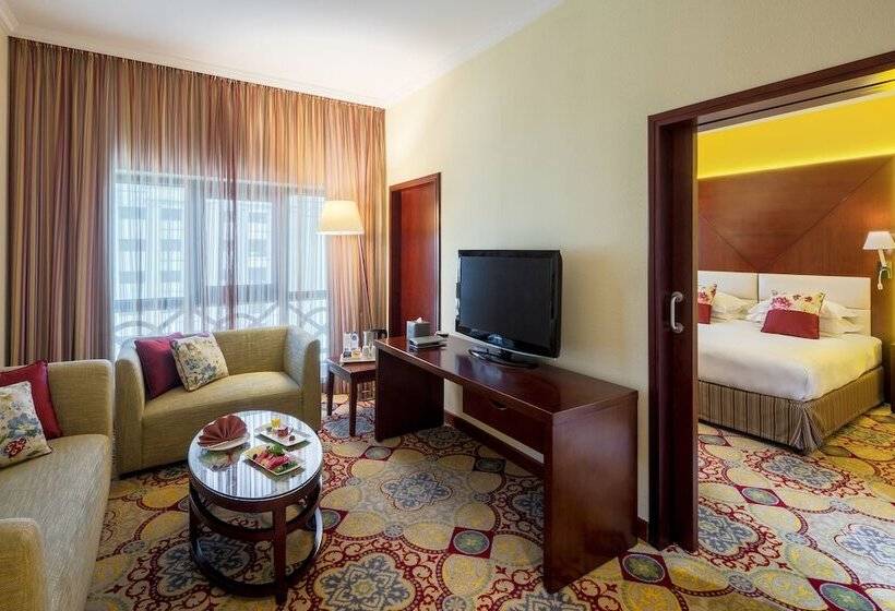 Полулюкс, Coral Dubai Deira