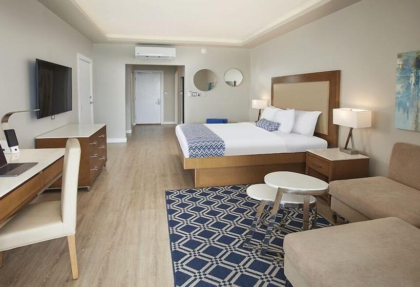 اتاق استاندارد با تخت بزرگ, Divi Carina Bay All Inclusive Beach Resort & Casino