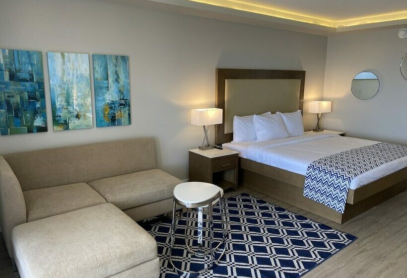 اتاق استاندارد با تخت بزرگ, Divi Carina Bay All Inclusive Beach Resort & Casino