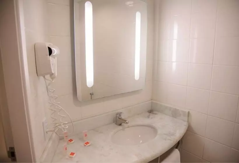 اتاق استاندارد, Ibis Joinville