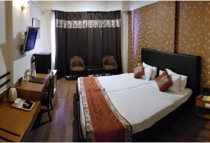 اتاق استاندارد, Quality Inn Residency