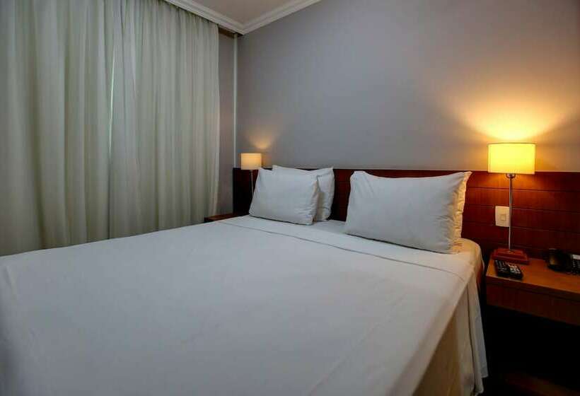سوییت سوپریور, Roomo Bela Cintra