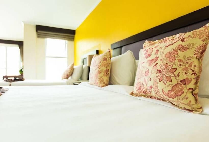 スタンダードルーム, Royal Phala Cliff Beach Resort