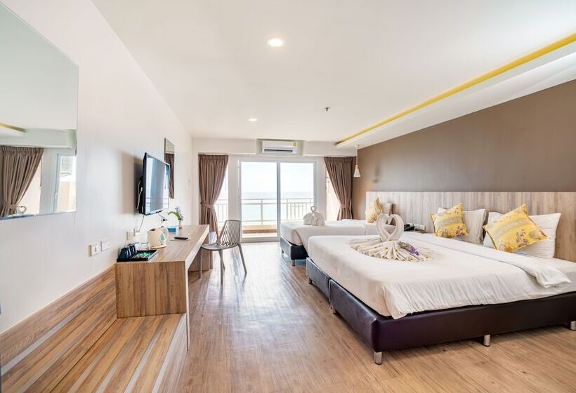 Номер Deluxe, Royal Phala Cliff Beach Resort