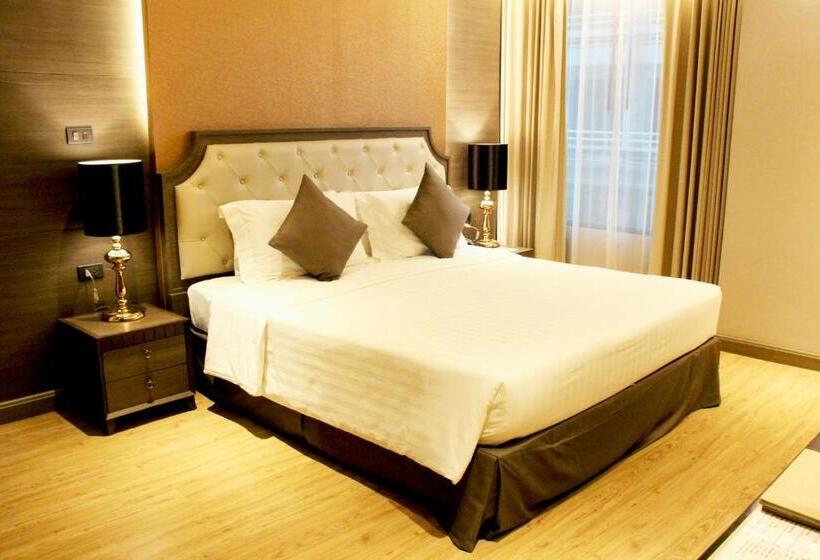 استودیوی استاندارد, The Duchess