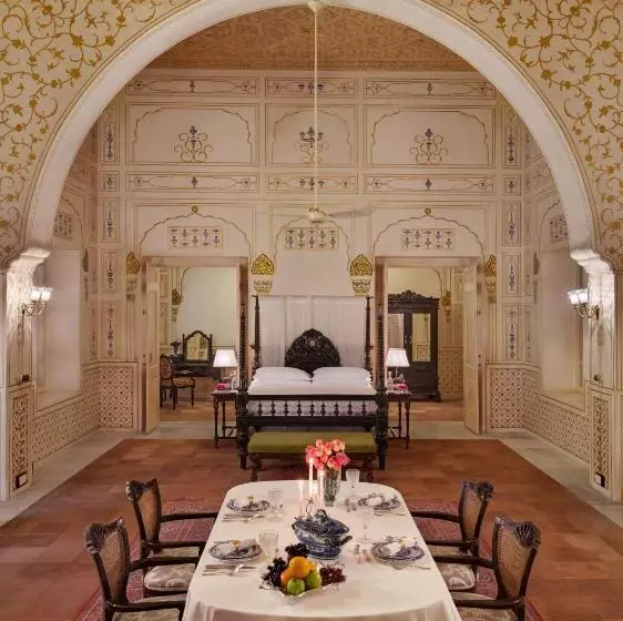 プレジデントスイートルーム, The Laxmi Niwas Palace