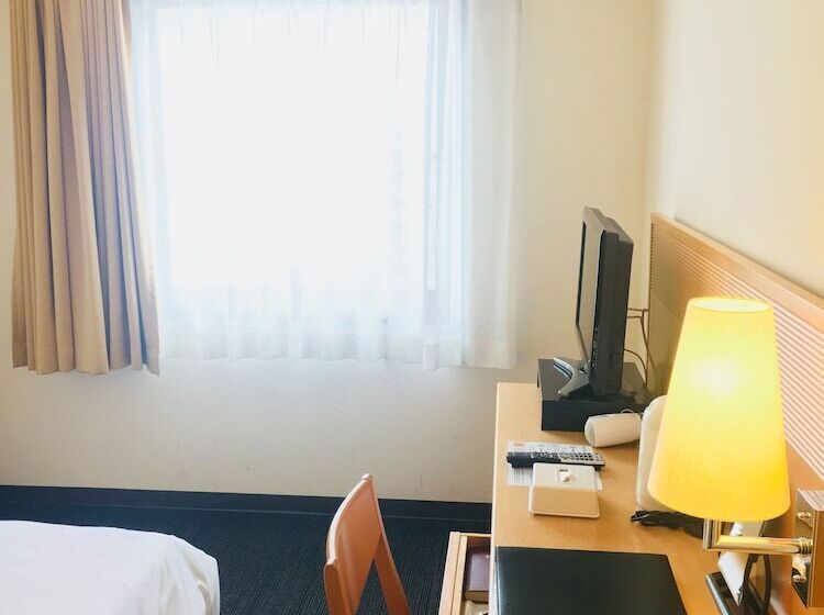 غرفة قياسية فردية, Welco Narita