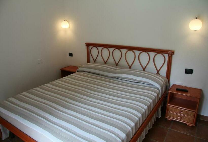 חדר סטנדרט עם מיטת קינג, Almà