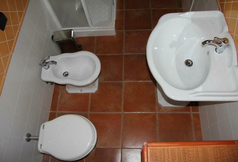 חדר סטנדרט עם מיטת קינג, Almà