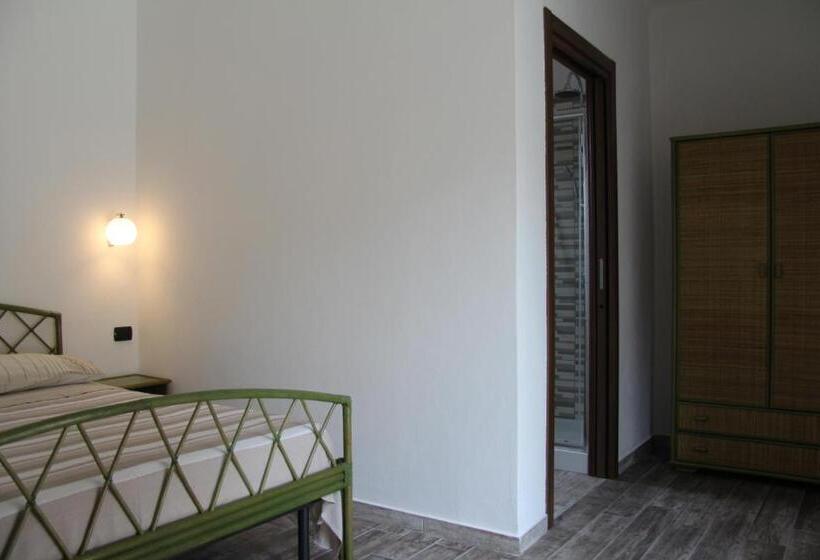 חדר סטנדרט עם מיטת קינג, Almà